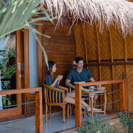 Sundi Ocean Bungalow By Abm Toyapakeh Exterior foto